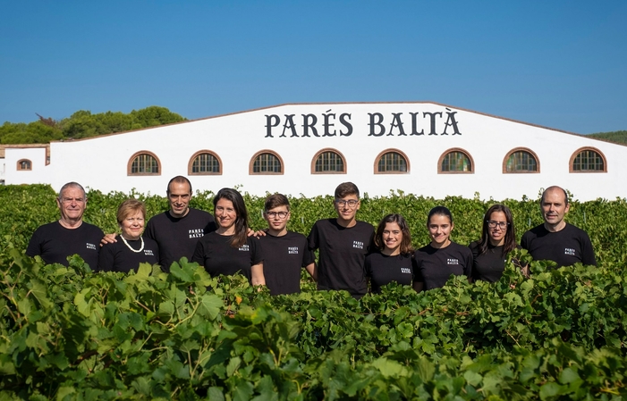 Visita y degustación: caminando entre los viñedos de Parés Baltà 22,50 €