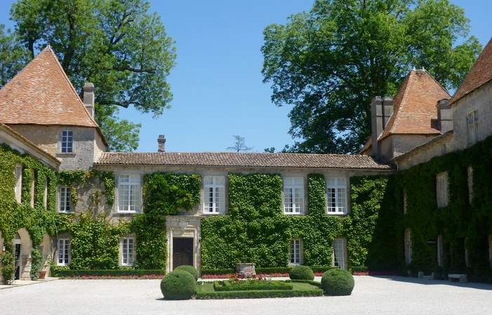 Château Carbonnieux : visite et atelier Dégustation Vins et Fromages 22,00 €