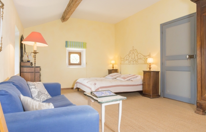 Syrah room in mansion €95.00