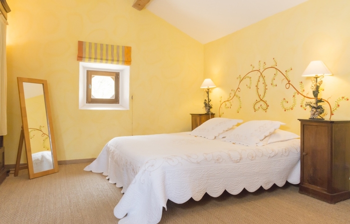 Muscat room in mansion €95.00