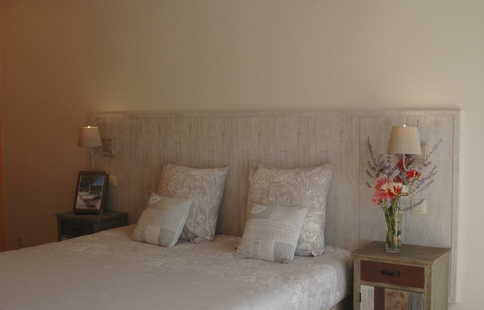 The Apricot Room in Aude €105.00