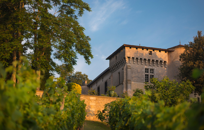 Selection of Bordeaux: Château de Carles - Haut-Carles Wines Free