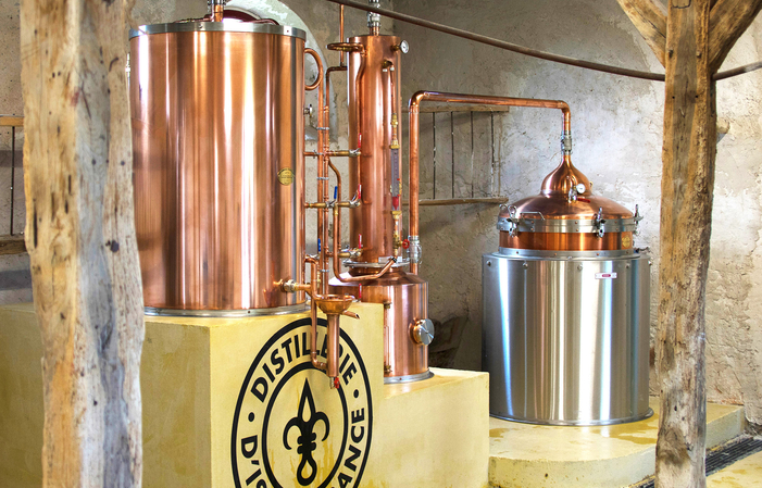 Visit and tastings at the isle de France distillery €1.00